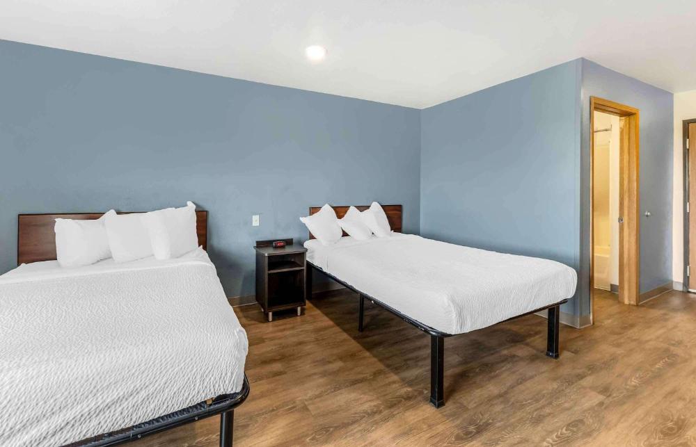 Double Room with Two Double Beds - Non-Smoking interior